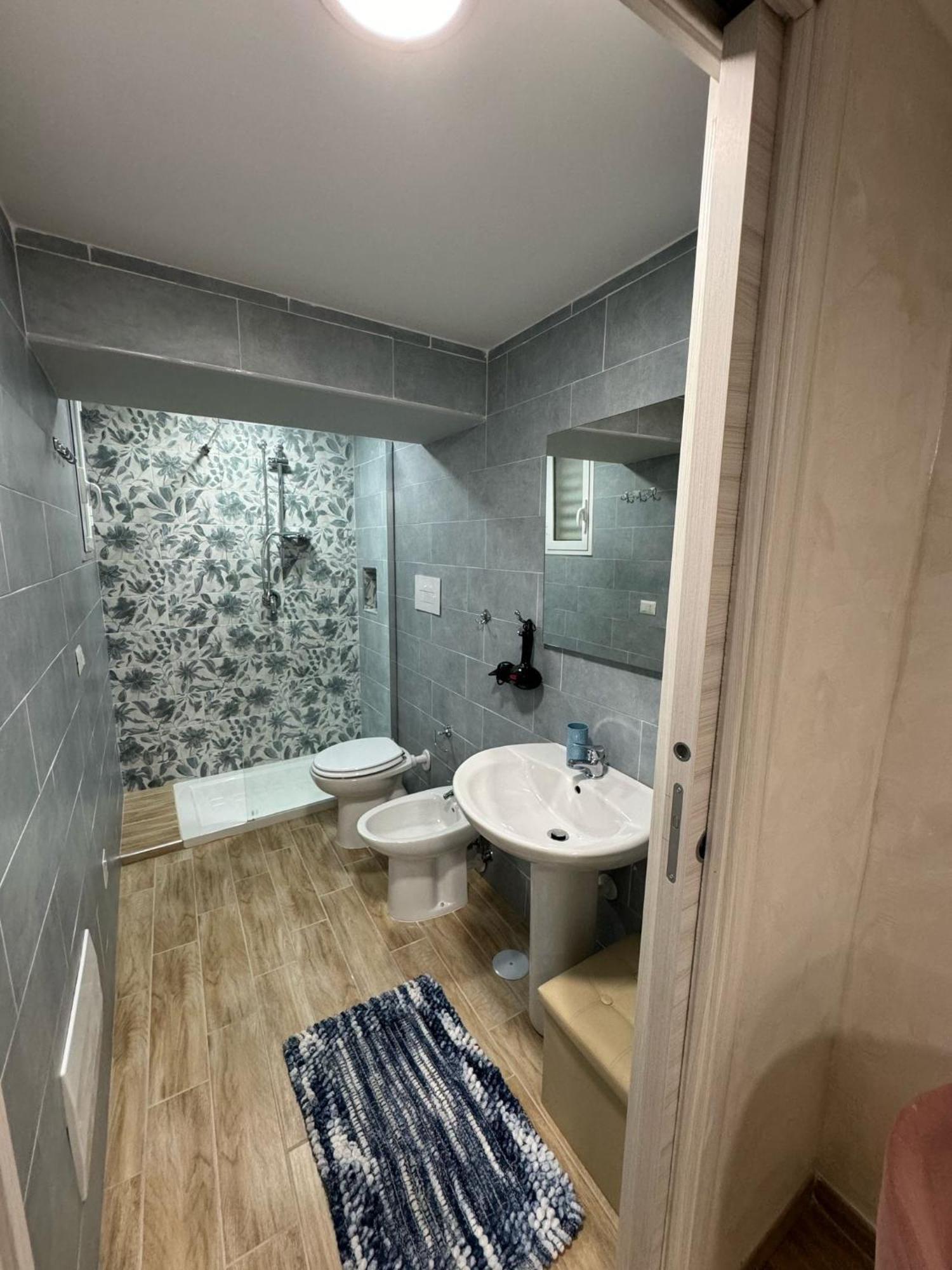 ナポリSpezzano Houseアパートメント エクステリア 写真
